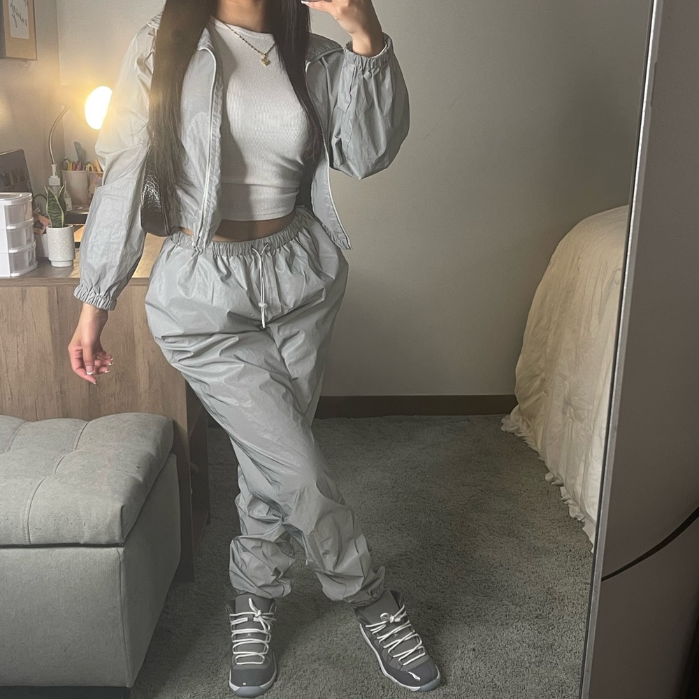 2 piece gray reflective tracksuit